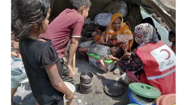 Bangladeş’te 10 Binden Fazla Barınak Yandı