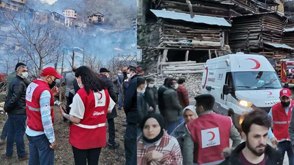 Kızılaycılar Artvin’deki Yangınzedelerin Yaralarını Sardı