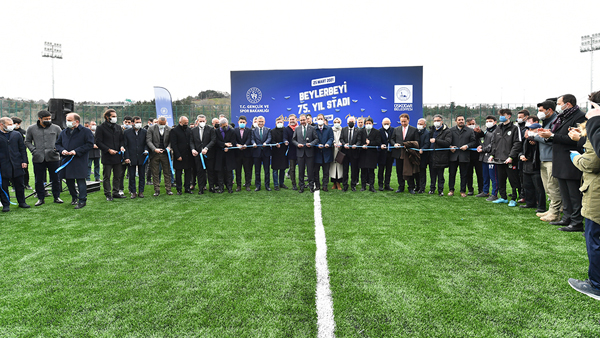 Beylerbeyi Stadyumu hizmete açıldı
