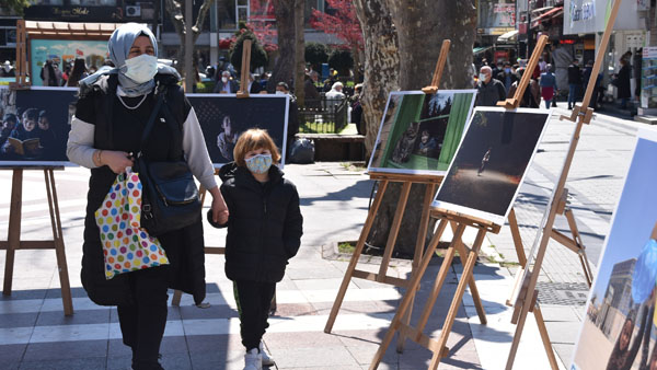 23 Nisan sergisi vatandaşlarla buluştu
