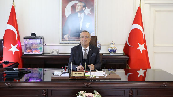Kaymakam Çakıroğlu’ndan 23 Nisan mesajı