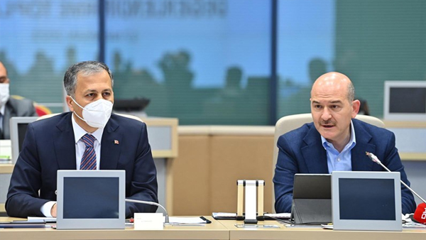 Koronavirüs Salgınıyla Mücadele Değerlendirme Toplantısı gerçekleşti