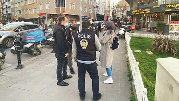 Kadın Gazeteci, KADES’i test etti