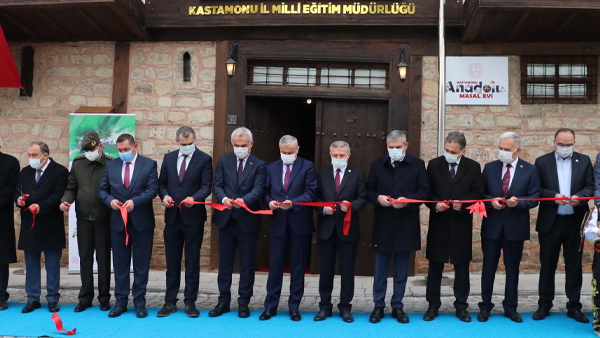“Kastamonu Anadolu Masal Evi” Tarihi Tahir Efendi Konağı’nda Açıldı