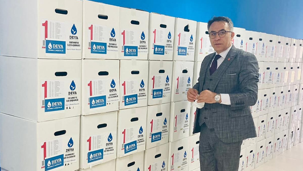 DEVA Partisi’nden ihtiyaçlı ailelere erzak yardımı