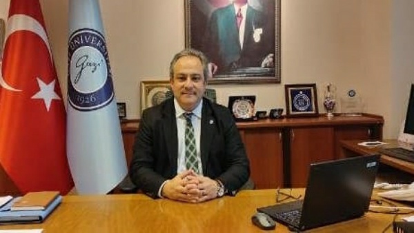 Bilim Kurulu üyesi açıkladı”aşıdan sonra 65 yaş üstü vakaları 4 kat azaldı”