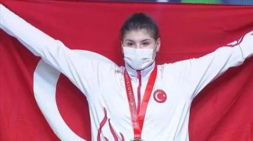 Dilara Uçan 3 madalya ile döndü