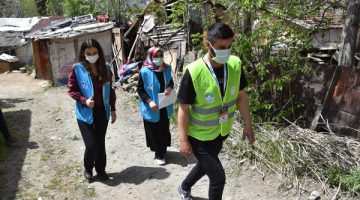 Pendik Gönüllüleri’nden yetimlere bayramlık sürprizi