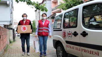 Sultanbeyli’de yaşlılara gıda ve hijyen desteği