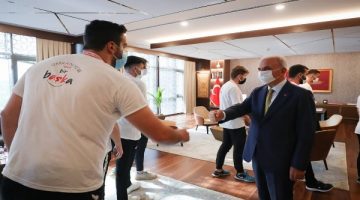 Şampiyon takımdan Başkan İsmet Yıldırım’a ziyaret