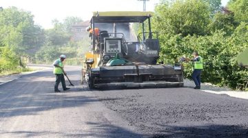 Ünye ve Perşembe ilçelerinde yollar yenileniyor