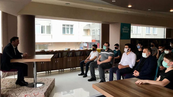 Başkan Tombaş Çarşamba Kahvesi’ne konuk oldu