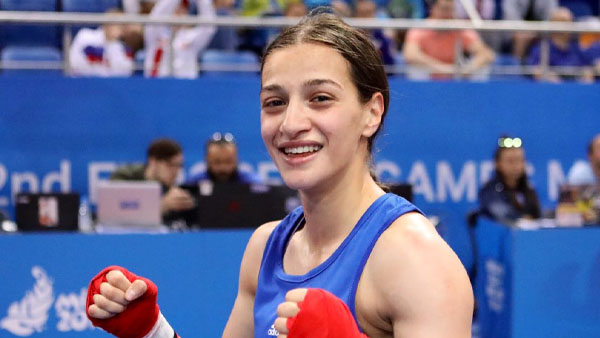 Buse Naz Çakıroğlu altın madalya kazandı