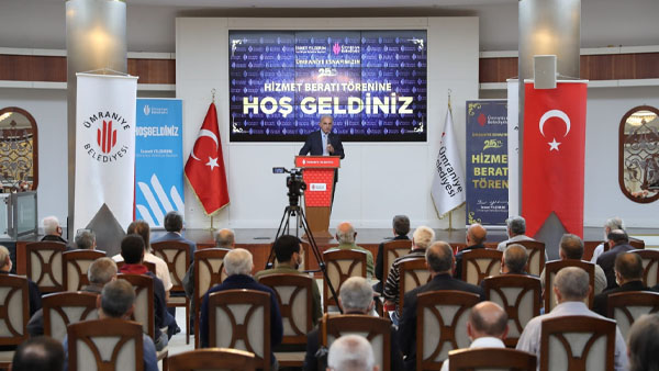 Emektar esnafa hizmet beratı verildi