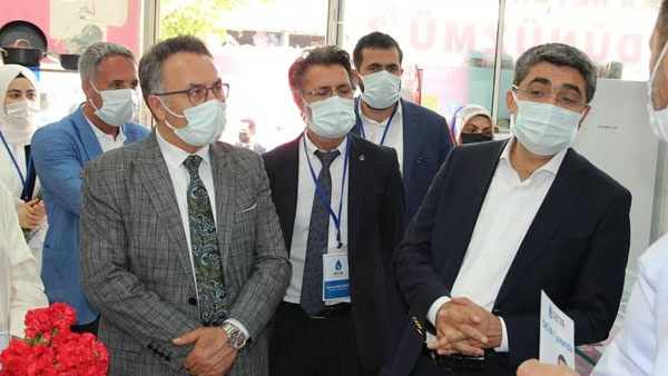 Deva Partisi Sultanbeyli esnafını ziyaret etti