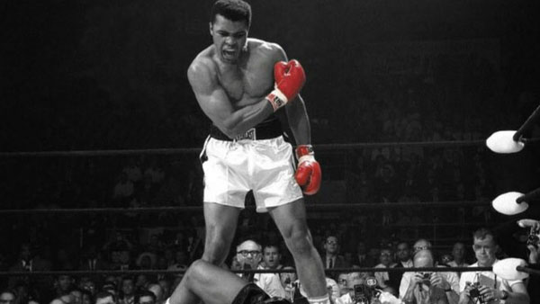 Başkan Tombaş Muhammed Ali’yi rahmetle andı