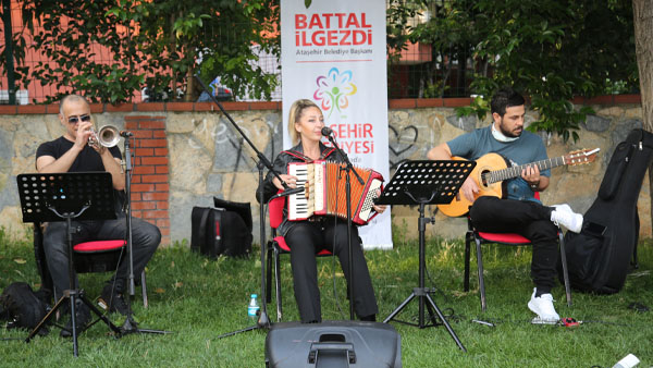 Ataşehir’in parklarında müzik şöleni