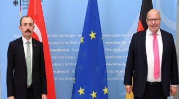 Bakan Muş, Almanya Ekonomi ve Enerji Bakanı Altmaier ile görüştü