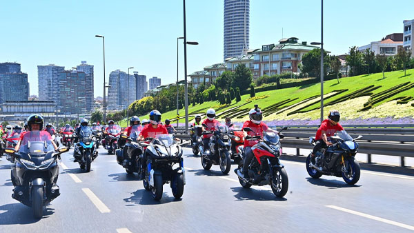 15 Temmuz Şehitleri için 251 motosikletli ile anma etkinliği