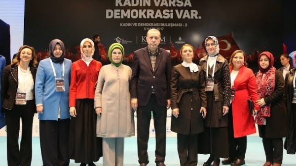 Erdoğan KADEM’li kadınlarla buluştu