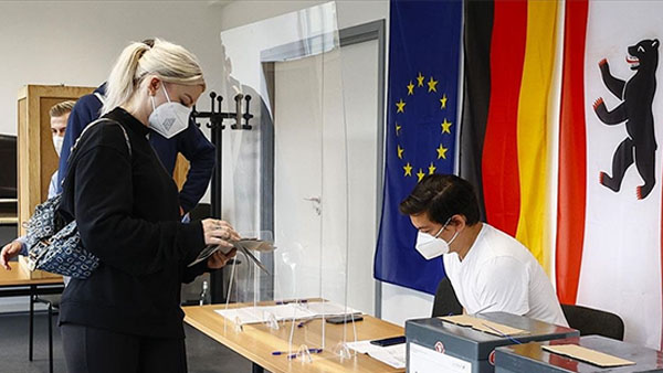 Almanya Federal Meclisi’ne 18 Türk vekil girdi