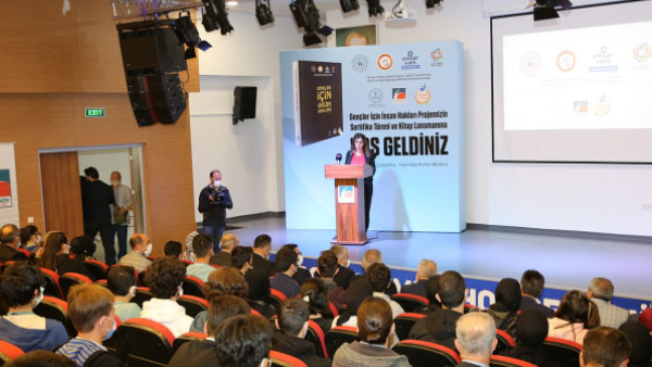 Gençler İçin İnsan Hakları Projesinin Sertifika Töreni Gerçekleşti
