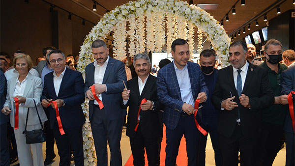 “TEASHOP LEZZETLERİ” ARTIK SULTANBEYLİ’DE!