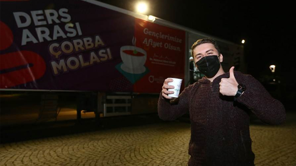 Öğrencilerden çorba molasına yoğun ilgi