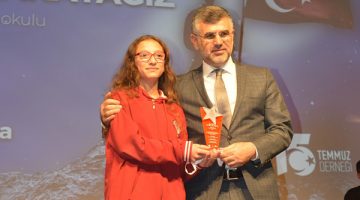 15 Temmuz kahramanlarına yazdıkları mektuplarla ödüller sahiplerini buldu