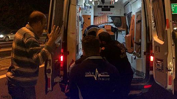 Sultanbeyli feci kaza: TEM’e giren genç kıza otomobil çarptı!