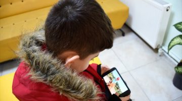 Çocukları Dijital Tehlikelerden Nasıl Korumalıyız?