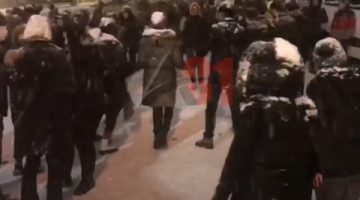 İstanbul’da Renkli Anlar: Vatandaşlar Kar Yağışını Coşkuyla Karşıladı