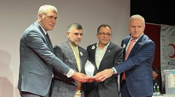 Kızılay Sultanbeyli’de Bayrak Değişimi