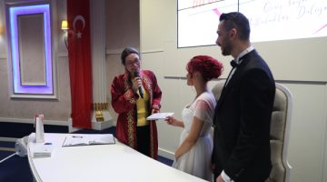 Ümraniyeli çiftlerin 02.02.2022’de evlilik heyecanı