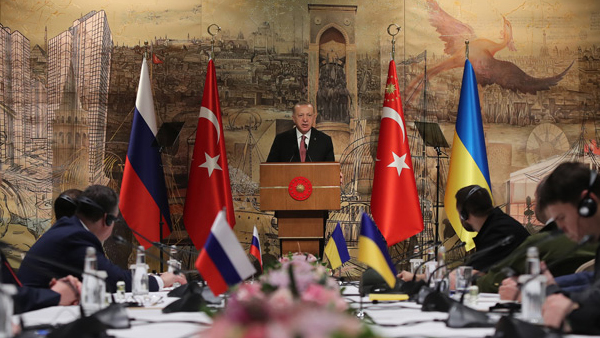 İstanbul’da “Barış Masası” kuruldu