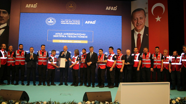 ÇEKUT, belgesini aldı!