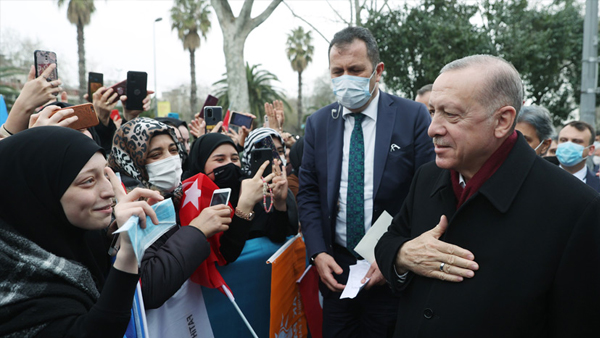 Cumhurbaşkanı Erdoğan’dan sosyal medyalara düzenleme sinyali