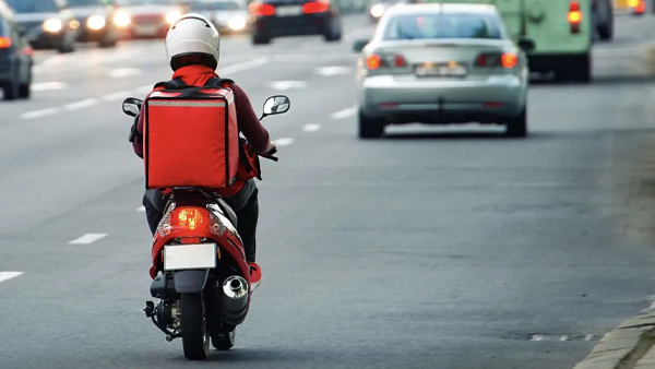 İzmir’de motosikletli sürücülere trafik kısıtlaması