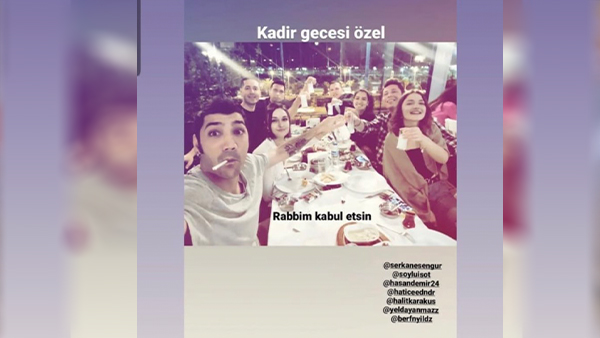 Kadir Gecesi’nde büyük saygısızlık! Alkolle poz verdiler!