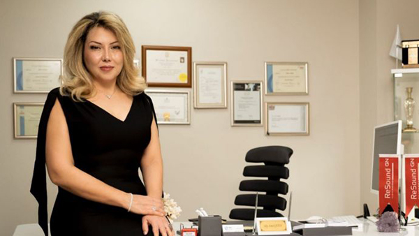 Emel Çetin Lansman Gecesinde Ödül Alacak