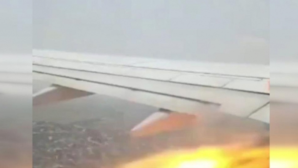 Kanadı yanan uçak acil iniş yaptı!