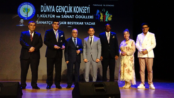 Dünya Gençlik Konseyi’nden sanata ve sanatçıya destek