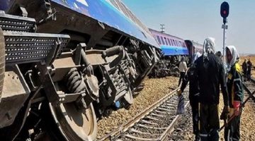 İran’da yolcu treni raydan çıktı: 17 ölü