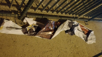 Sultanbeyli’de Ak Parti’nin Pankartlarına Çirkin Saldırı!