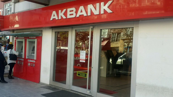 Akbank’tan açıklama: “Teknik aksaklık en kısa sürede giderilecek!”
