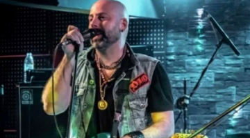 Onur Şener istek şarkı yüzünden hayatından oldu