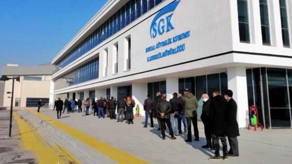 SGK’dan EYT duyurusu: “Kanun çıkmadı!”