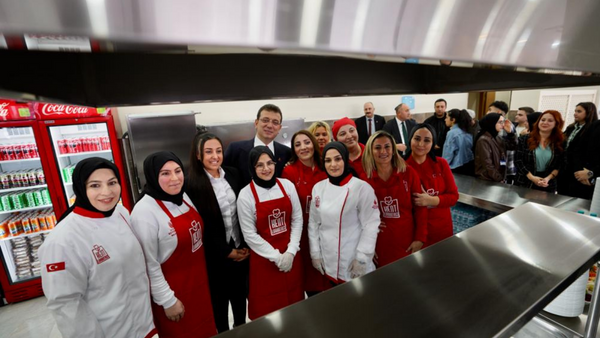 Sultanbeyli’de Kent Lokantası Hizmete Açıldı