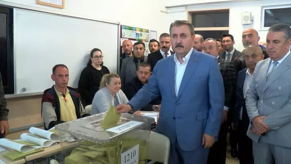 Mustafa Destici Oyunu Sultanbeyli’de Kullandı