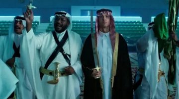 Cristiano Ronaldo bişt ve kufiyye giydi!